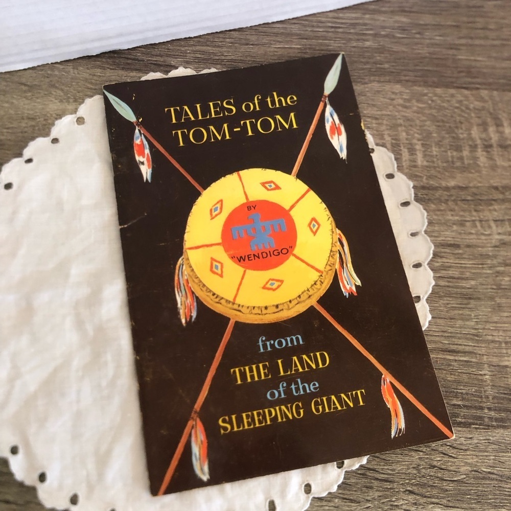 Vtg Tales of the Tom-Tom Book